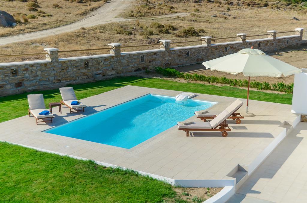 Natura Villas In Naxos ميكري فيغلا الغرفة الصورة